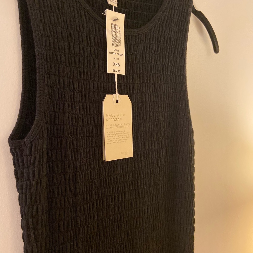 NWT WILFRED body-con dress